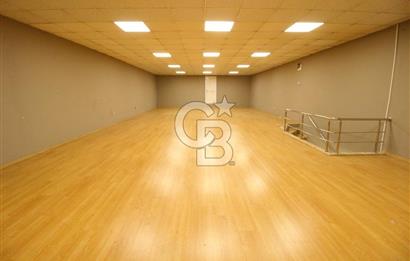 YEŞİLLİK CADDESİNE CEPHELİ, KİRALIK 4 KATLI MAĞAZA 