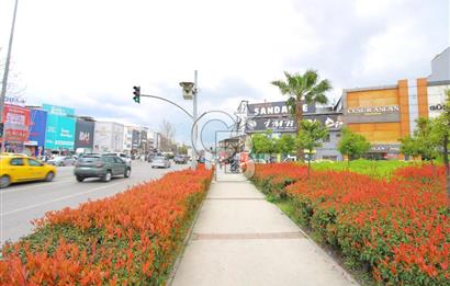 YEŞİLLİK CADDESİNE CEPHELİ, KİRALIK 4 KATLI MAĞAZA 