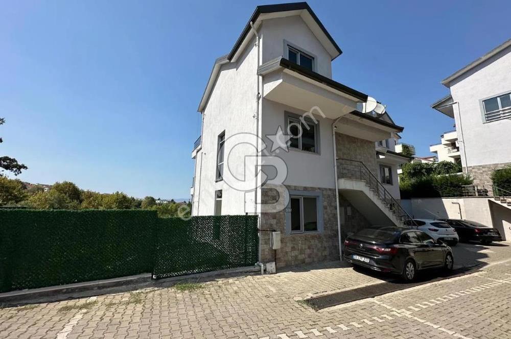 KOCAELİ LAVANTA SİTESİNDE FİYAT AVANTAJLI 4+1 DUBLEKS DAİRE