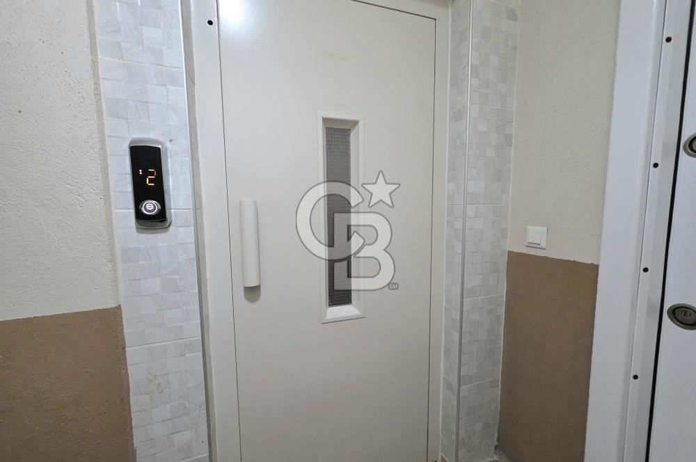 GELİBOLU'DA MERKEZİ KONUMDA ARA KAT 2+1 GENİŞ SATILIK DAİRE