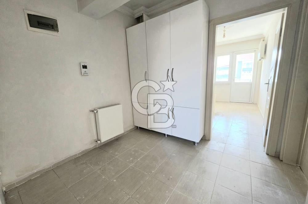 GELİBOLU'DA MERKEZİ KONUMDA ARA KAT 2+1 GENİŞ SATILIK DAİRE