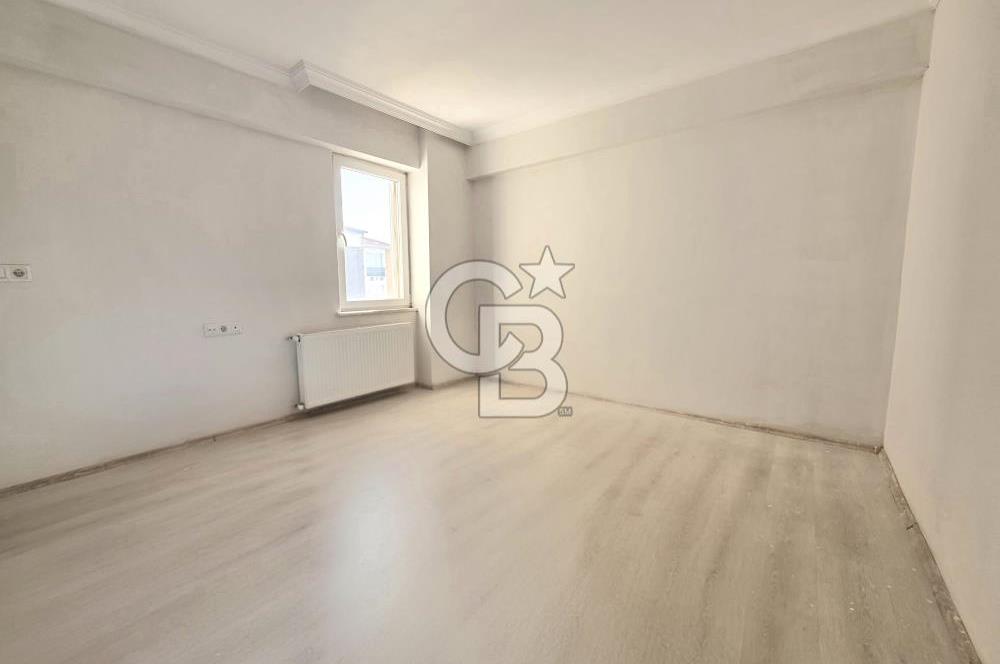 GELİBOLU'DA MERKEZİ KONUMDA ARA KAT 2+1 GENİŞ SATILIK DAİRE