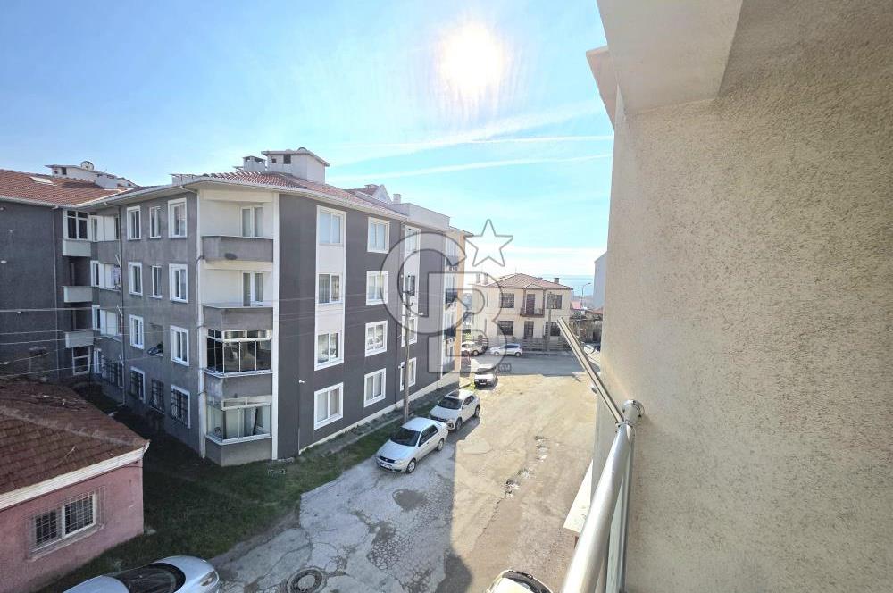 GELİBOLU'DA MERKEZİ KONUMDA ARA KAT 2+1 GENİŞ SATILIK DAİRE