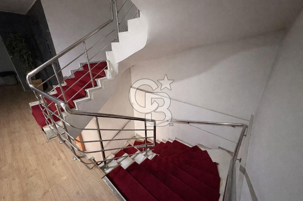 SİNCAN MERKEZ'DE PRESTİJLİ LOKASYONDA 7 KATLI SATILIK BİNA