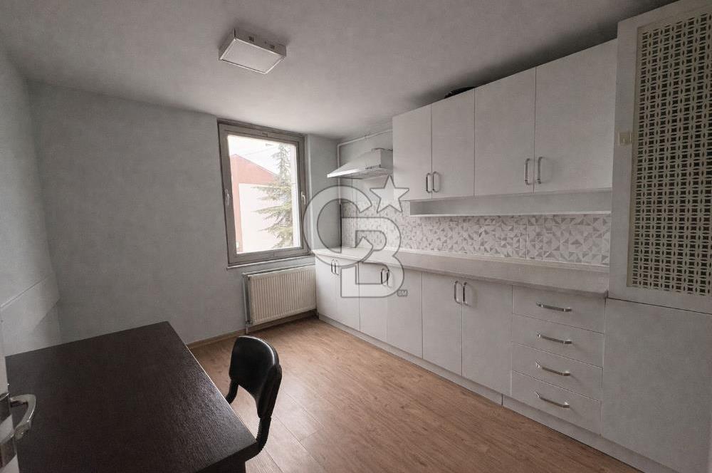 SİNCAN MERKEZ'DE PRESTİJLİ LOKASYONDA 7 KATLI SATILIK BİNA