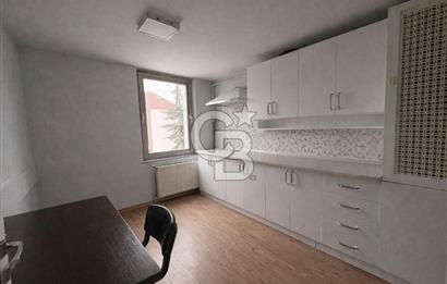 SİNCAN MERKEZ'DE PRESTİJLİ LOKASYONDA 7 KATLI SATILIK BİNA