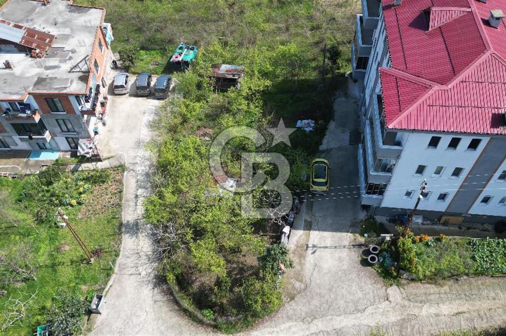 ARSİN YALI MAHALLESİN'DE SATILIK İMARLI ARSA