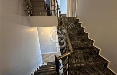 KOCAELİ LAVANTA SİTESİNDE FİYAT AVANTAJLI 4+1 DUBLEKS DAİRE