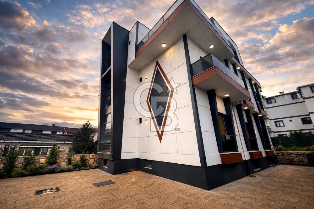 KARTEPE SARIMEŞE 7+2 TASARIM SATILIK MÜSTAKİL VİLLA CB TOWER