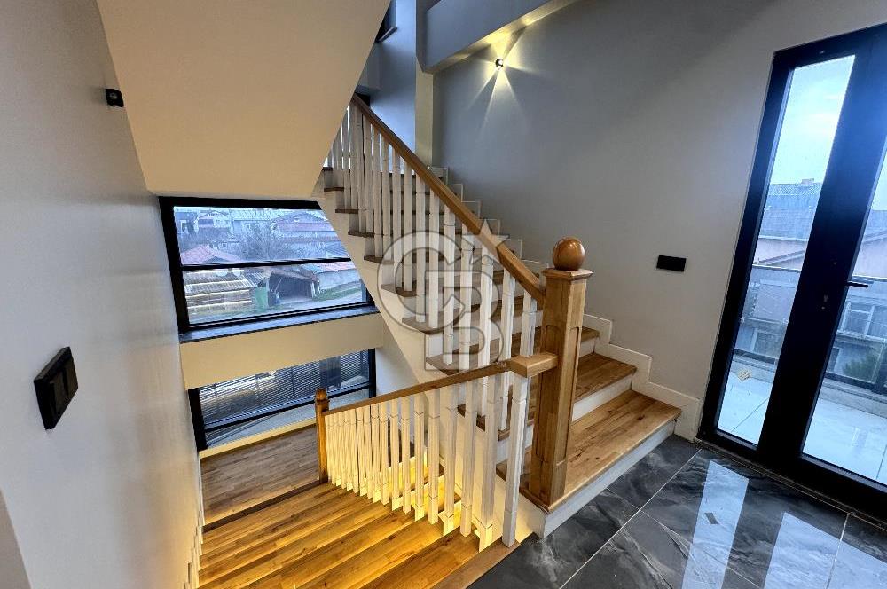 KARTEPE SARIMEŞE 7+2 TASARIM SATILIK MÜSTAKİL VİLLA CB TOWER