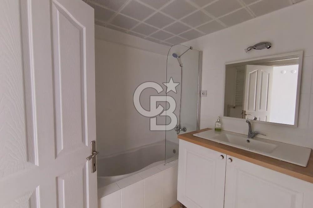 Ataşehir'de Türk Koleji Karşısında Manzaralı 3+1 Kiralık Daire