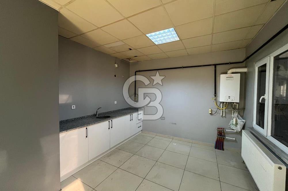 NETA'DAN ÇAYIROVA AKSE'DE ANA CADDE ÜZERİ 240m2 KİRALIK DÜKKAN