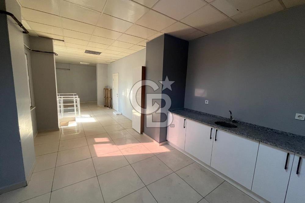 NETA'DAN ÇAYIROVA AKSE'DE ANA CADDE ÜZERİ 240m2 KİRALIK DÜKKAN