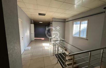 NETA'DAN ÇAYIROVA AKSE'DE ANA CADDE ÜZERİ 240m2 KİRALIK DÜKKAN