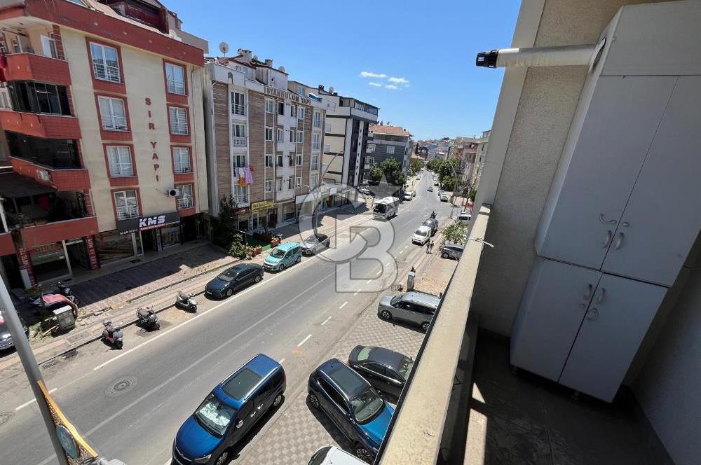 ÇAYIROVA ÖZGÜRLÜKTE BELEDİYE YAKINI KİRALIK 2+1 DAİRE