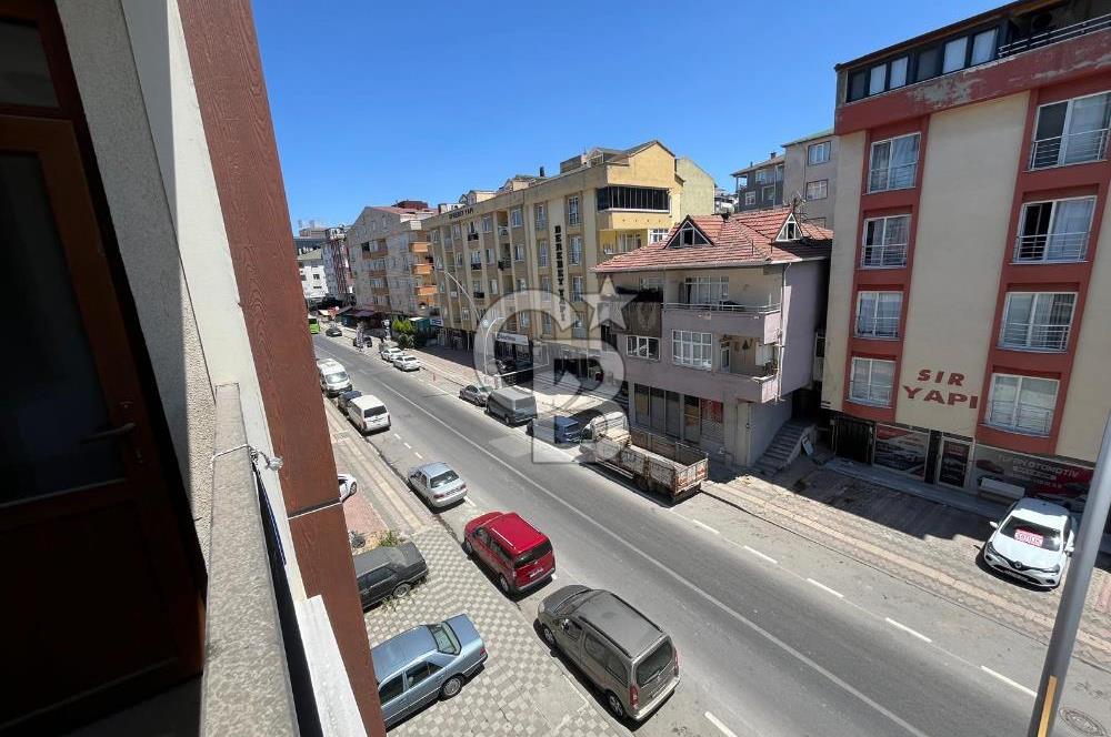 ÇAYIROVA ÖZGÜRLÜKTE BELEDİYE YAKINI KİRALIK 2+1 DAİRE