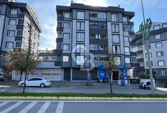 NETA'DAN ÇAYIROVA AKSE'DE ANA CADDE ÜZERİ 240m2 KİRALIK DÜKKAN - 4 - 342000