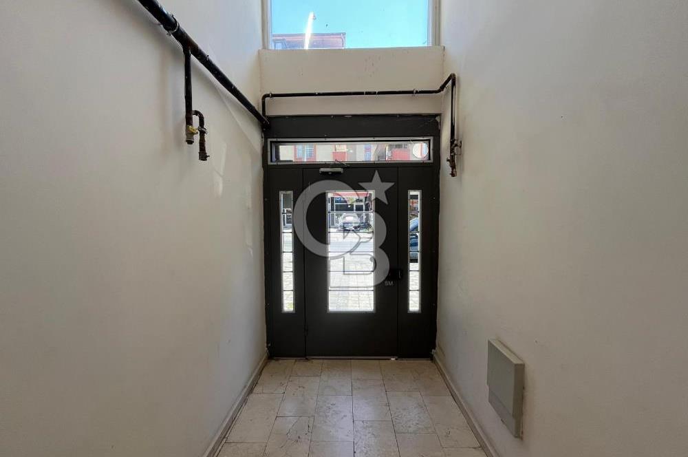 ÇAYIROVA ÖZGÜRLÜKTE BELEDİYE YAKINI KİRALIK 2+1 DAİRE