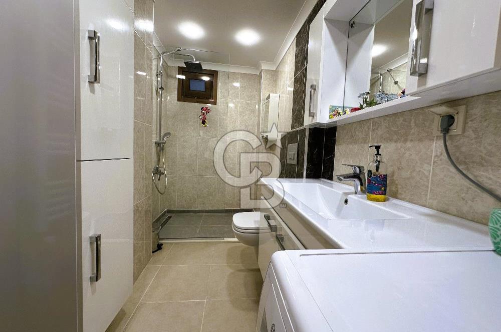 BOSTANCI ALTINTEPE’DE MİNİBÜSE,MARMARAYA YAKIN GENİŞ BALKONLU 3+1 DAİRE 