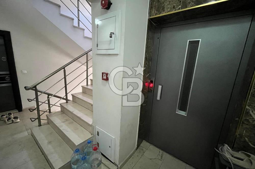 ÇAYIROVA ÖZGÜRLÜKTE BELEDİYE YAKINI KİRALIK 2+1 DAİRE