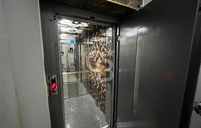 ÇAYIROVA ÖZGÜRLÜKTE BELEDİYE YAKINI KİRALIK 2+1 DAİRE