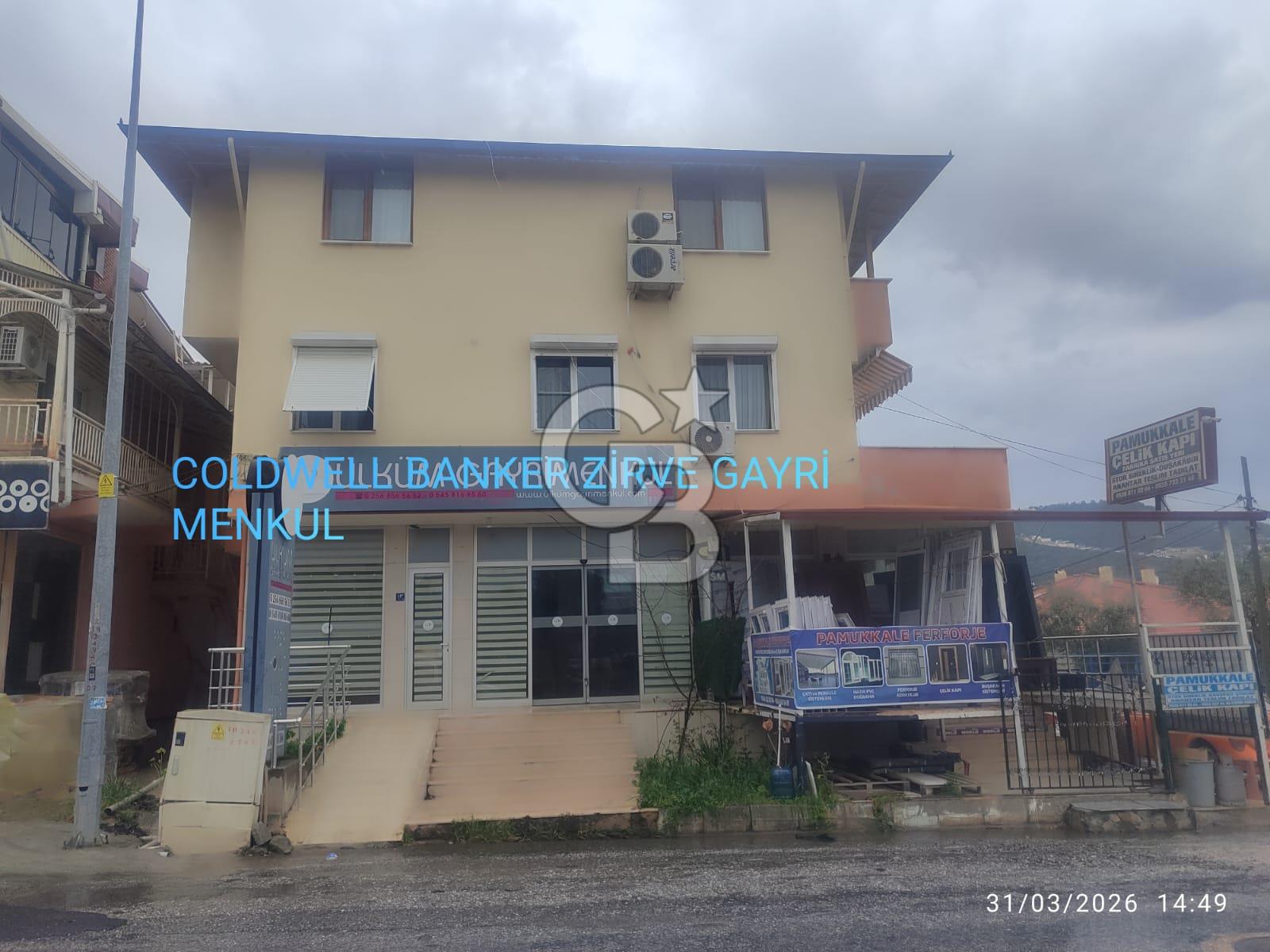 Akbük Merkezde Yatırımlık Fırsat: Komple Satılık Bina (4 Daire