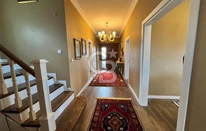 ŞEHRİN ZİRVESİNDE, MAVİNİN MERKEZİNDE AKYAZI'DA SATILIK VİLLA