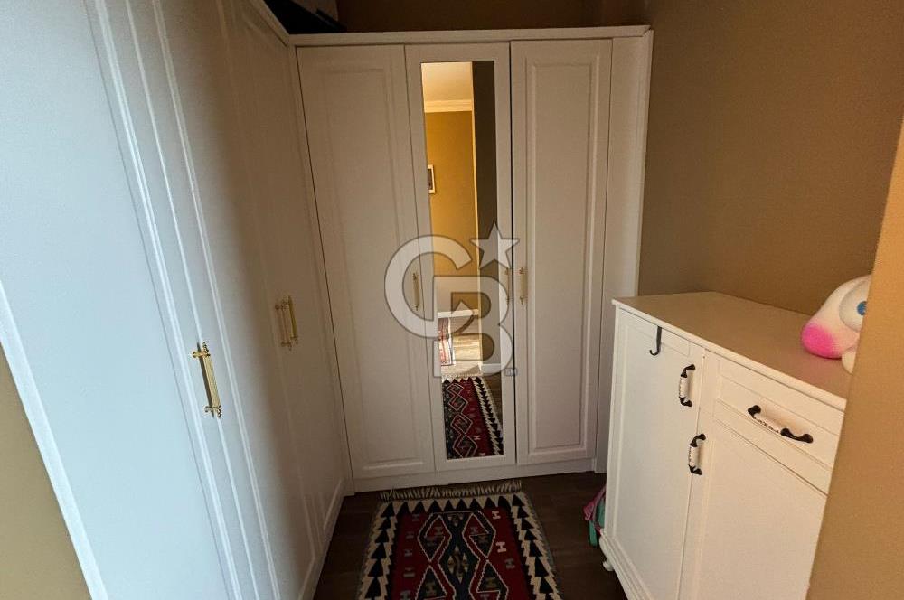 ŞEHRİN ZİRVESİNDE, MAVİNİN MERKEZİNDE AKYAZI'DA SATILIK VİLLA