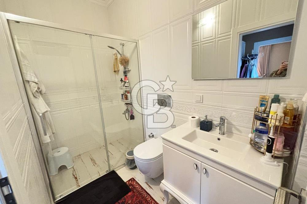 ŞEHRİN ZİRVESİNDE, MAVİNİN MERKEZİNDE AKYAZI'DA SATILIK VİLLA