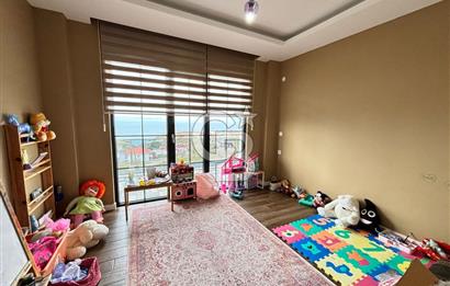 ŞEHRİN ZİRVESİNDE, MAVİNİN MERKEZİNDE AKYAZI'DA SATILIK VİLLA