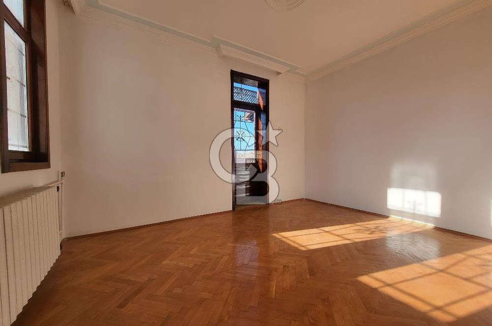 CB SITKI ŞİMŞEK'TEN DOKTORLAR SİTESİNDE KİRALIK VİLLA