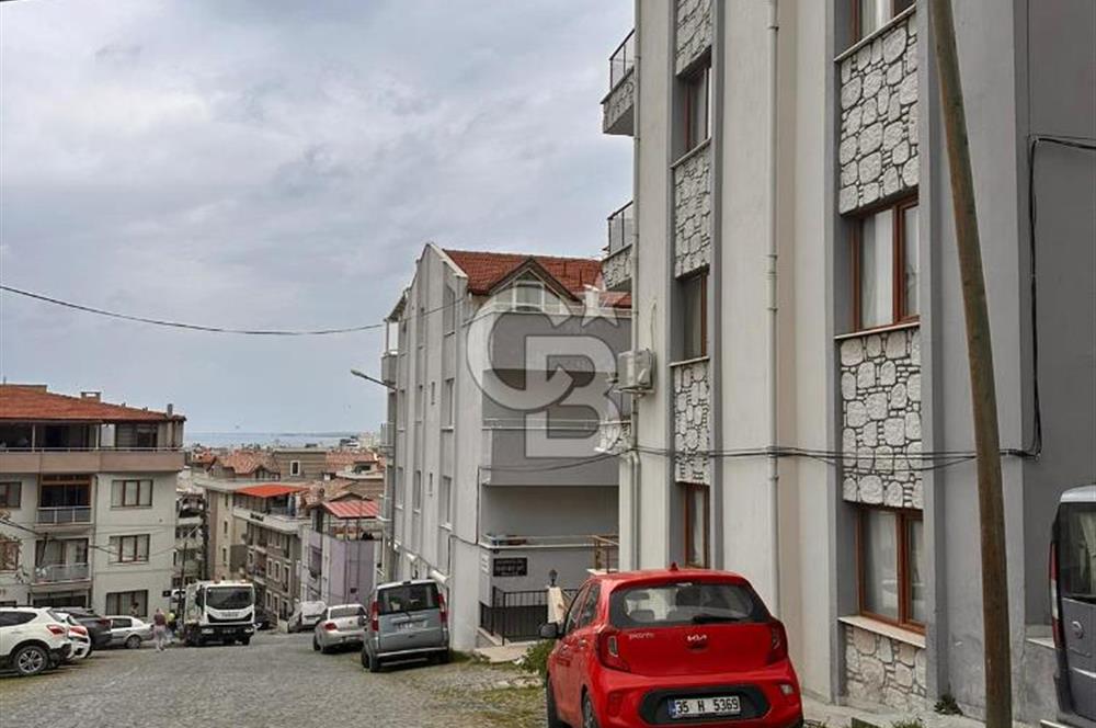 Dikili İsmetpaşa Mahallesinde Deniz Manzaralı 2+1 Fırsat Daire!