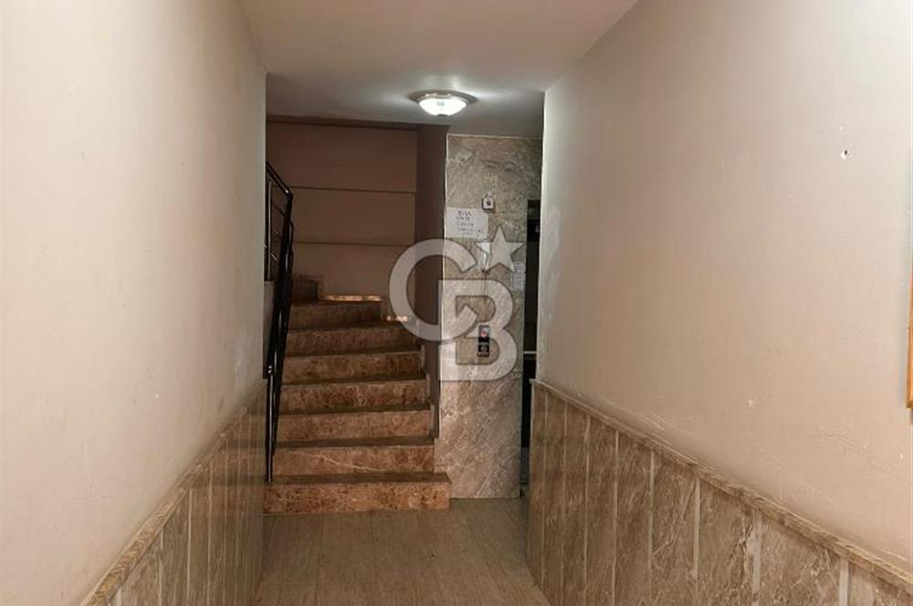 Dikili İsmetpaşa Mahallesinde Deniz Manzaralı 2+1 Fırsat Daire!