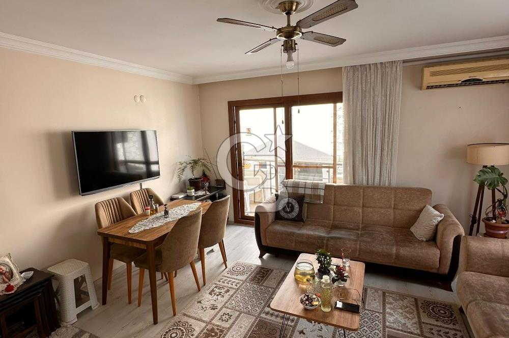 Dikili İsmetpaşa Mahallesinde Deniz Manzaralı 2+1 Fırsat Daire!