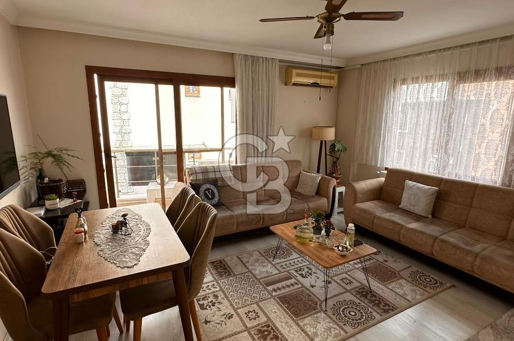 Dikili İsmetpaşa Mahallesinde Deniz Manzaralı 2+1 Fırsat Daire!