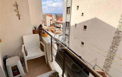 Dikili İsmetpaşa Mahallesinde Deniz Manzaralı 2+1 Fırsat Daire!