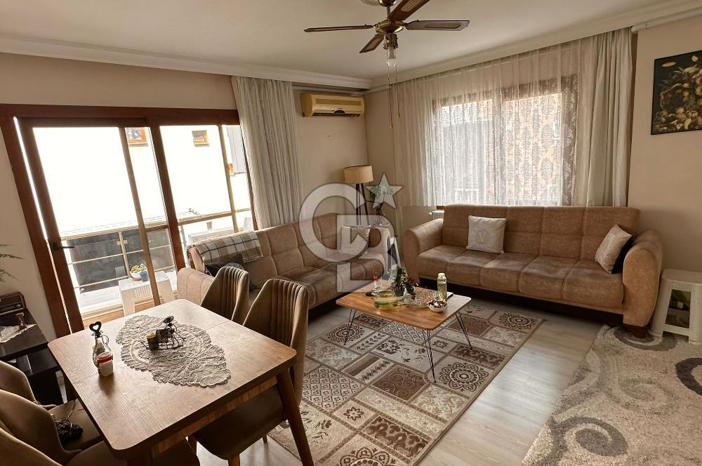 Dikili İsmetpaşa Mahallesinde Deniz Manzaralı 2+1 Fırsat Daire!