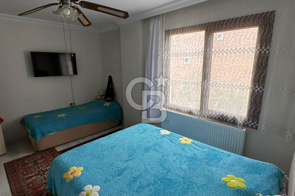 Dikili İsmetpaşa Mahallesinde Deniz Manzaralı 2+1 Fırsat Daire!