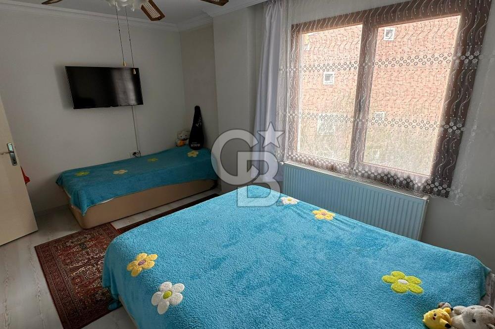 Dikili İsmetpaşa Mahallesinde Deniz Manzaralı 2+1 Fırsat Daire!