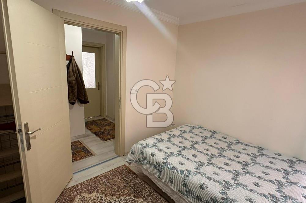 Dikili İsmetpaşa Mahallesinde Deniz Manzaralı 2+1 Fırsat Daire!