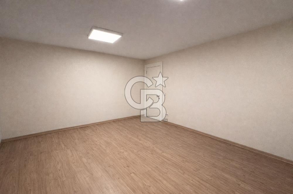 SİNCAN MERKEZ'DE PRESTİJLİ LOKASYONDA 7 KATLI SATILIK BİNA