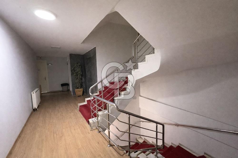 SİNCAN MERKEZ'DE PRESTİJLİ LOKASYONDA 7 KATLI SATILIK BİNA