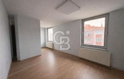 SİNCAN MERKEZ'DE PRESTİJLİ LOKASYONDA 7 KATLI SATILIK BİNA