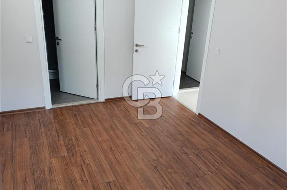 Menemen Ulukent Havuzlu Site İçerisinde Kiralık 3+1 Daire