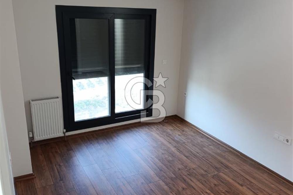 Menemen Ulukent Havuzlu Site İçerisinde Kiralık 3+1 Daire