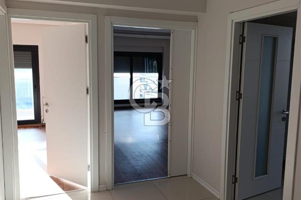 Menemen Ulukent Havuzlu Site İçerisinde Kiralık 3+1 Daire