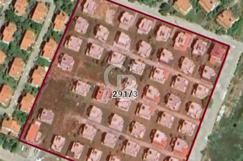 İZMİR DİKİLİ SALİHLER'DE TURNALAR SİTESİNDE 300 m² SATILIK ARSA