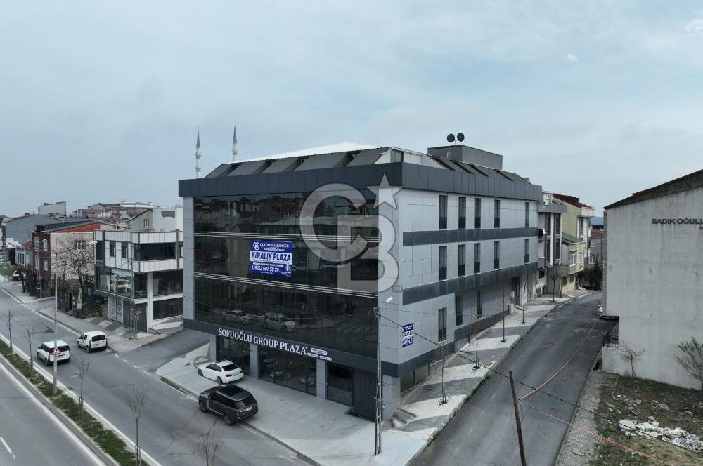 ARNAVUTKÖY'DE CADDE CEPHE KİRALIK PLAZA