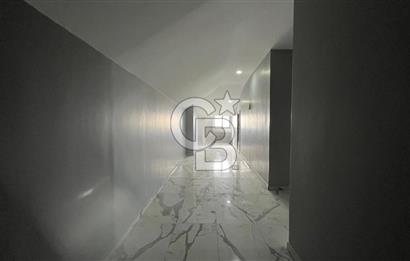 ARNAVUTKÖY'DE CADDE CEPHE KİRALIK PLAZA