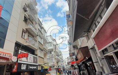 Çarşı İçinde 2+1 Kiralık Daire | Karşıyaka’nın Kalbinde!
